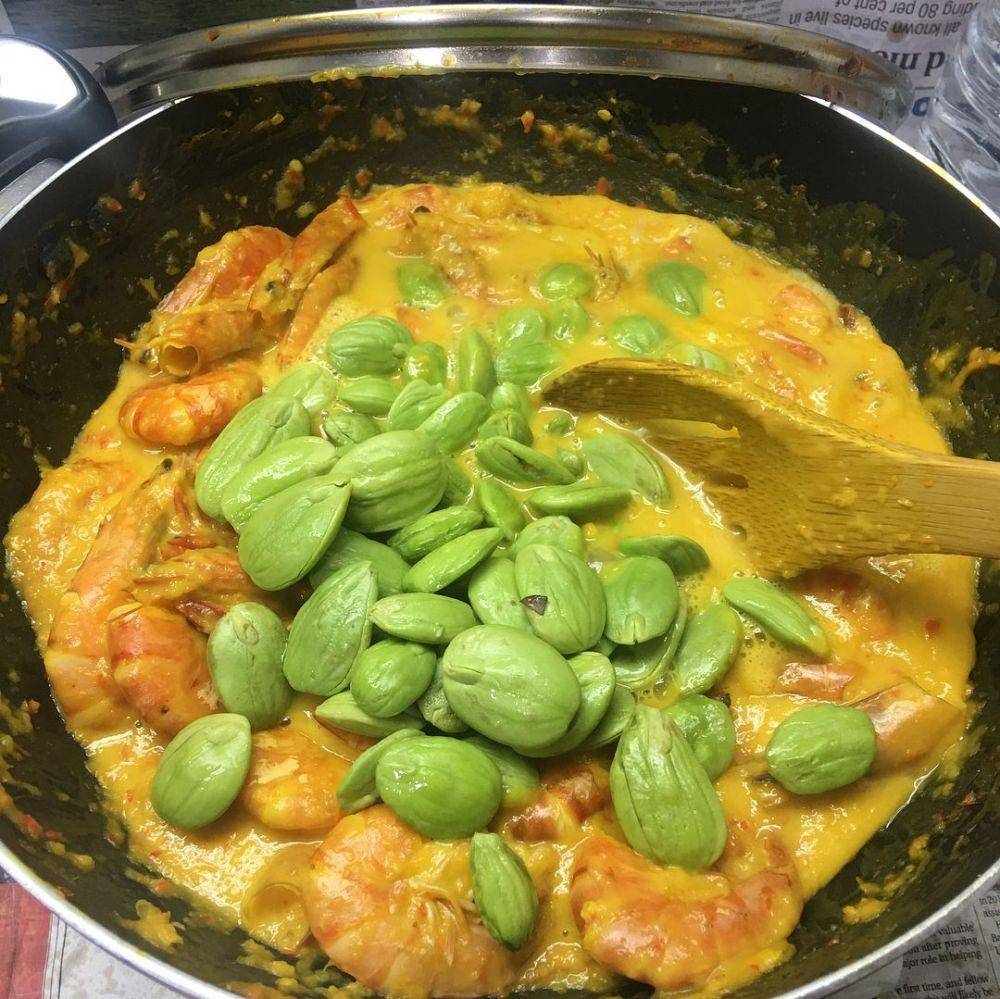 Sambal tempoyak udang (instagram.com/rosliabdaziz)