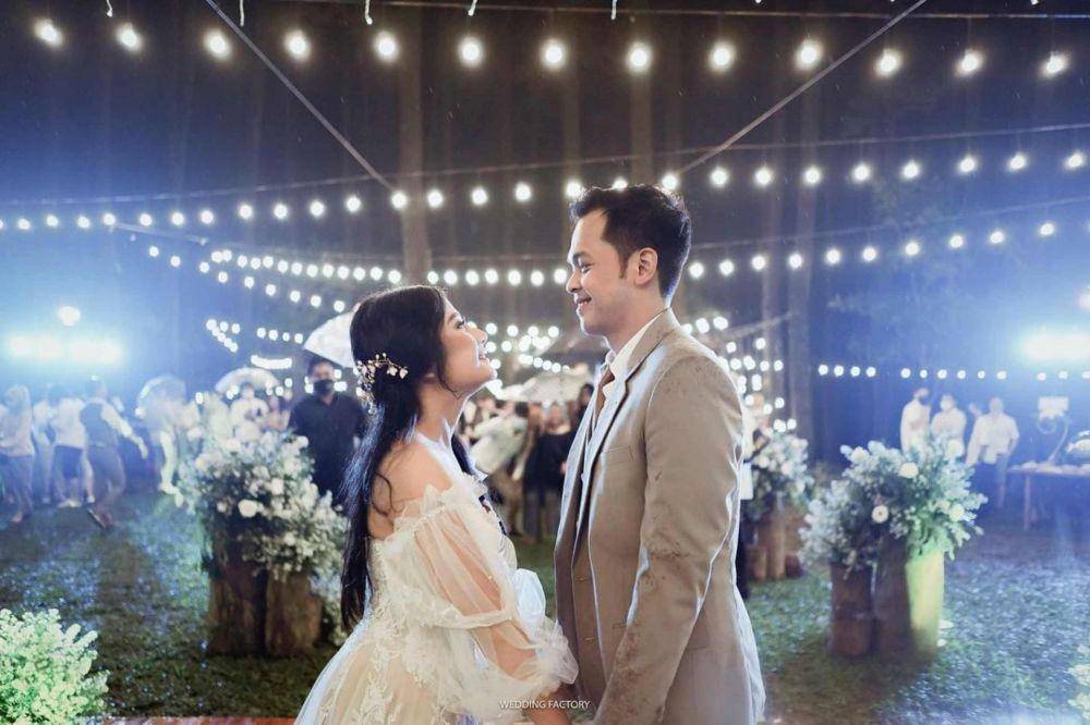 Artis menikah Juni 2021 (Weddingsfactory via Instagram.com/rio_alief/)