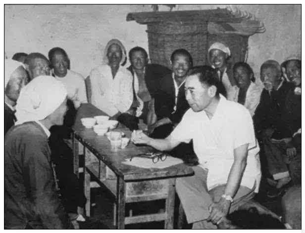 Perdana Menteri dan Menteri Luar Negeri Republik Rakyat Tiongkok, Zhou Enlai. twitter.com/ChinaEmbAntigua