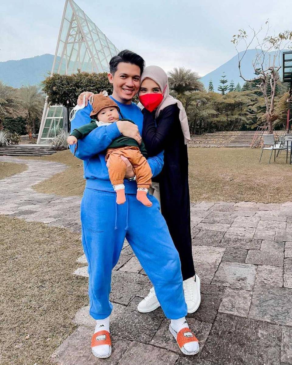 Irwansyah (instagram.com/irwansyah_15)
