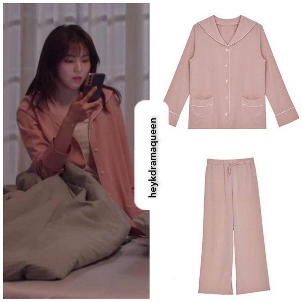 harga outfit Han So Hee (instagram.com/heykdramaqueen)