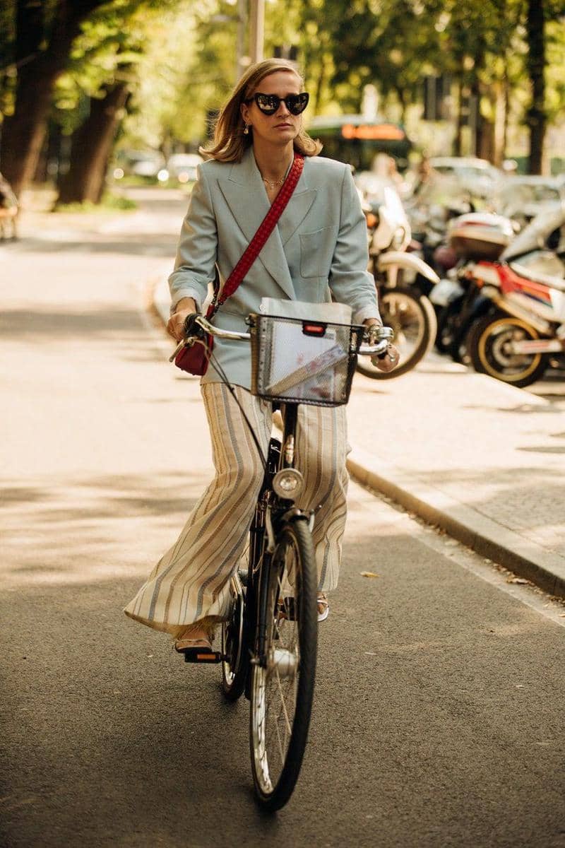 Outfit longgar (vogue.it)