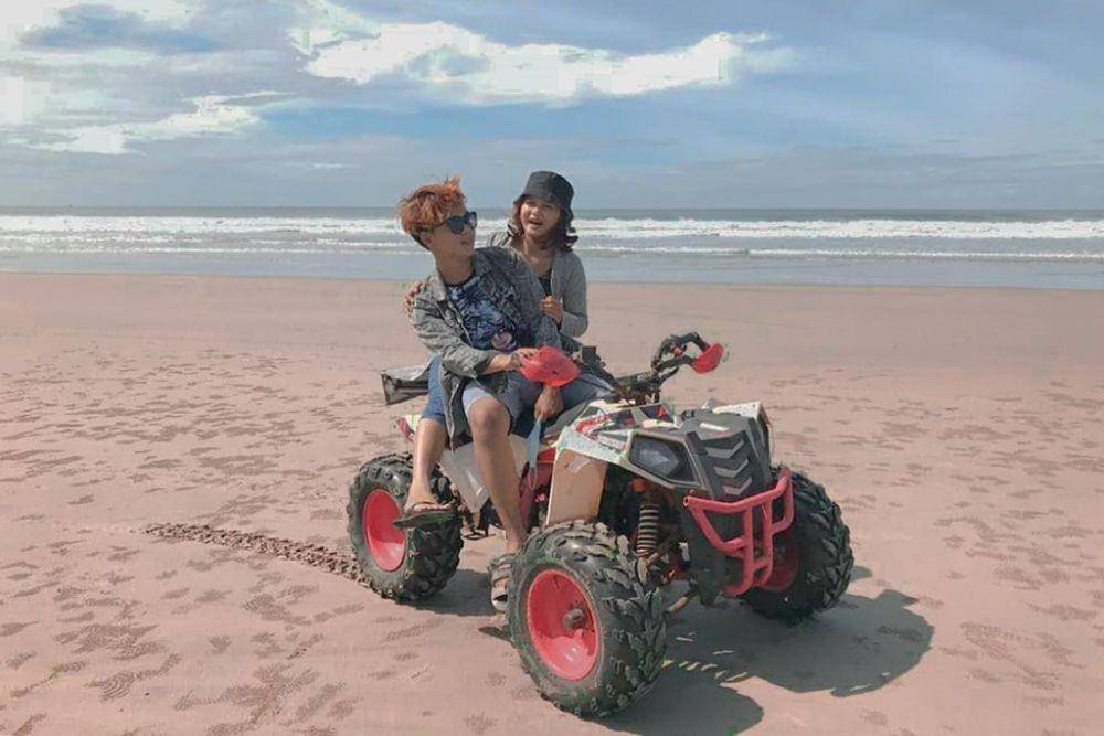 Main ATV di Pantai Panjang (instagram.com/cassandradesfanyy)