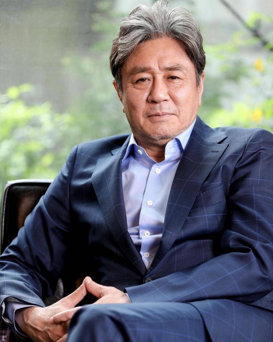 Choi Min Sik (instagram.com/cjes.tagram)