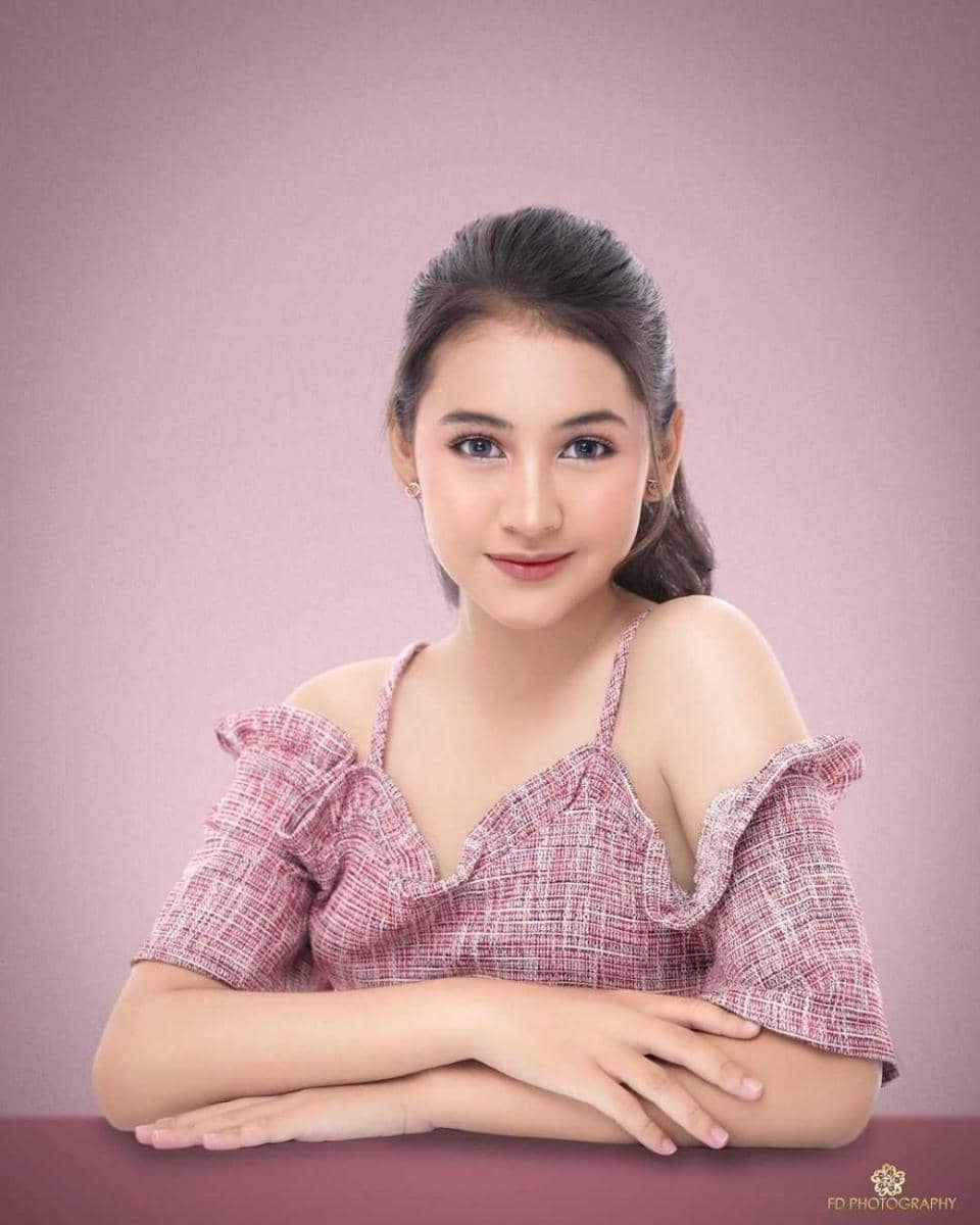 Sandrinna Michelle (instagram.com/sandrinna_11)