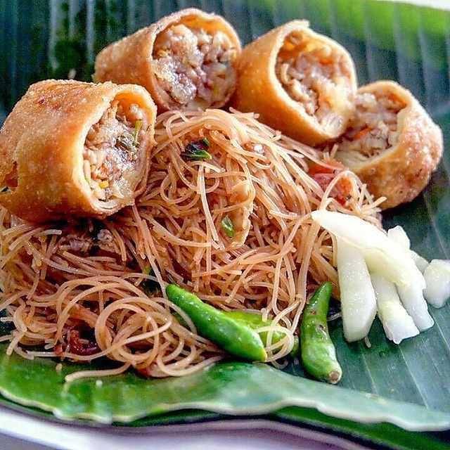 lumpia trubus (instagram.com/jogjaeaters)