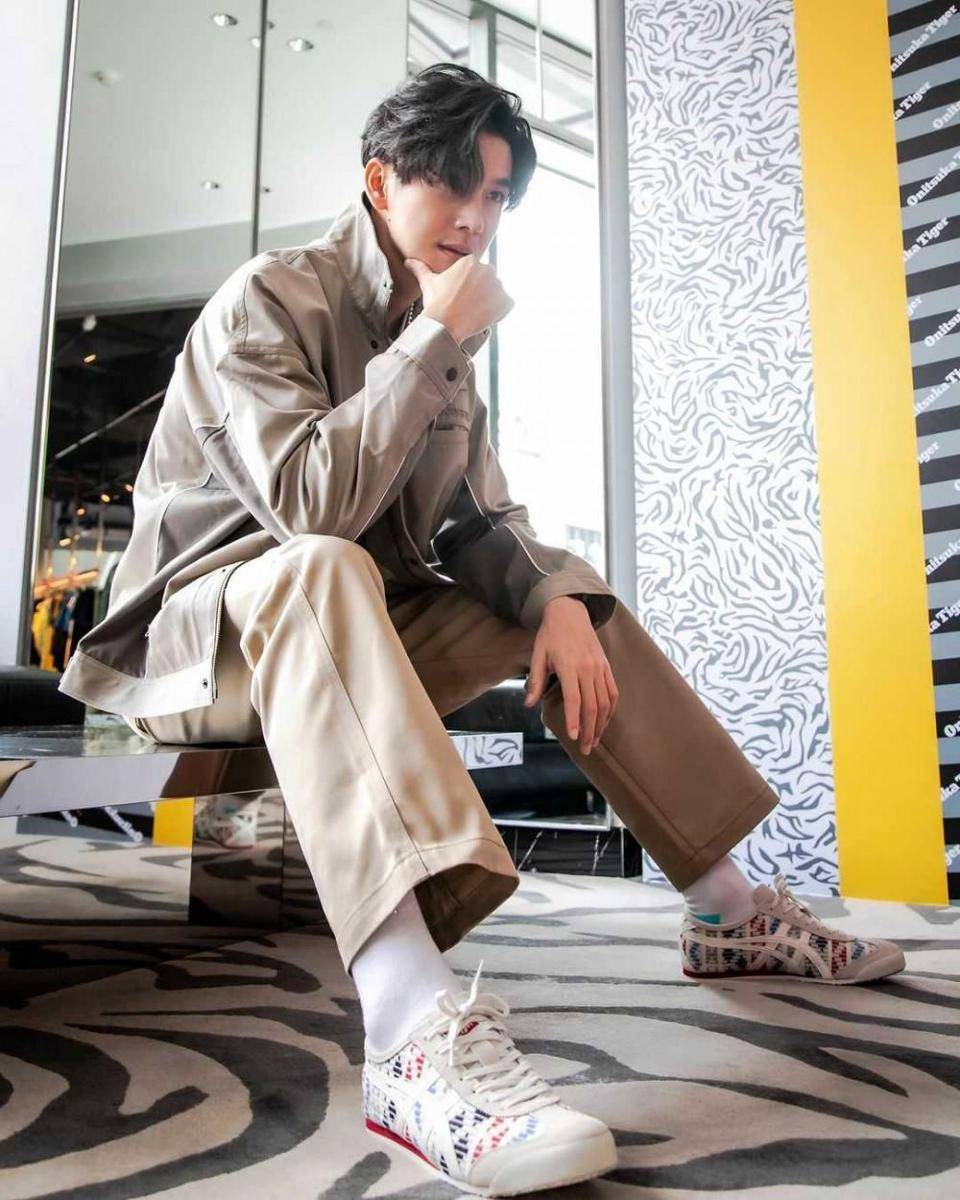 Push Puttichai (instagram.com/push_dj)