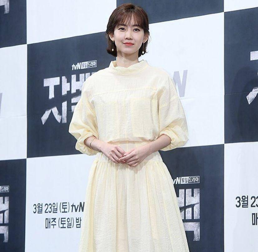 Shin Hyun Bin (instagram.com/hyunbeenshin/)