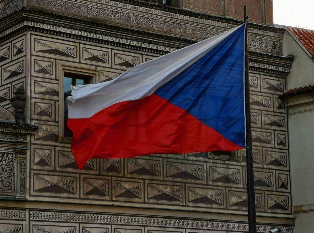 Bendera Republik Ceko. (instagram.com/joebrphoto)