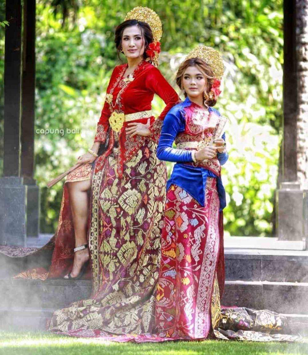 Liza Natalia dan Queennara (@capungbali via instagram.com/lizanataliaofficial)
