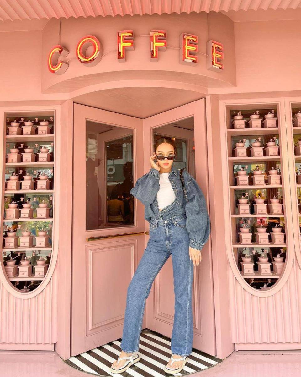 Mix and match Preaw Tussaneeya (Instagram.com/preawwnp)