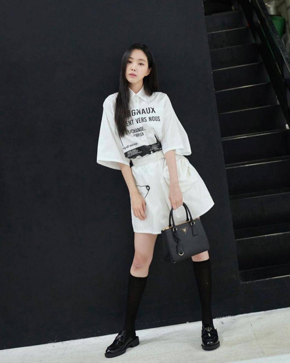 Naeun Apink (instagram.com/marcellasne)