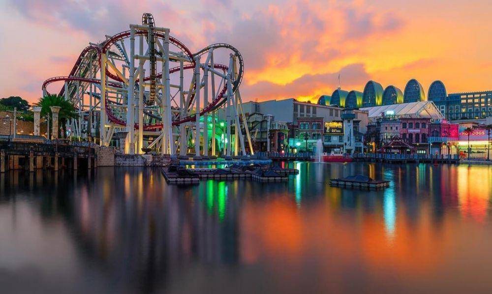 Universal Studios Singapore (Instagram.com/ecobanjara)