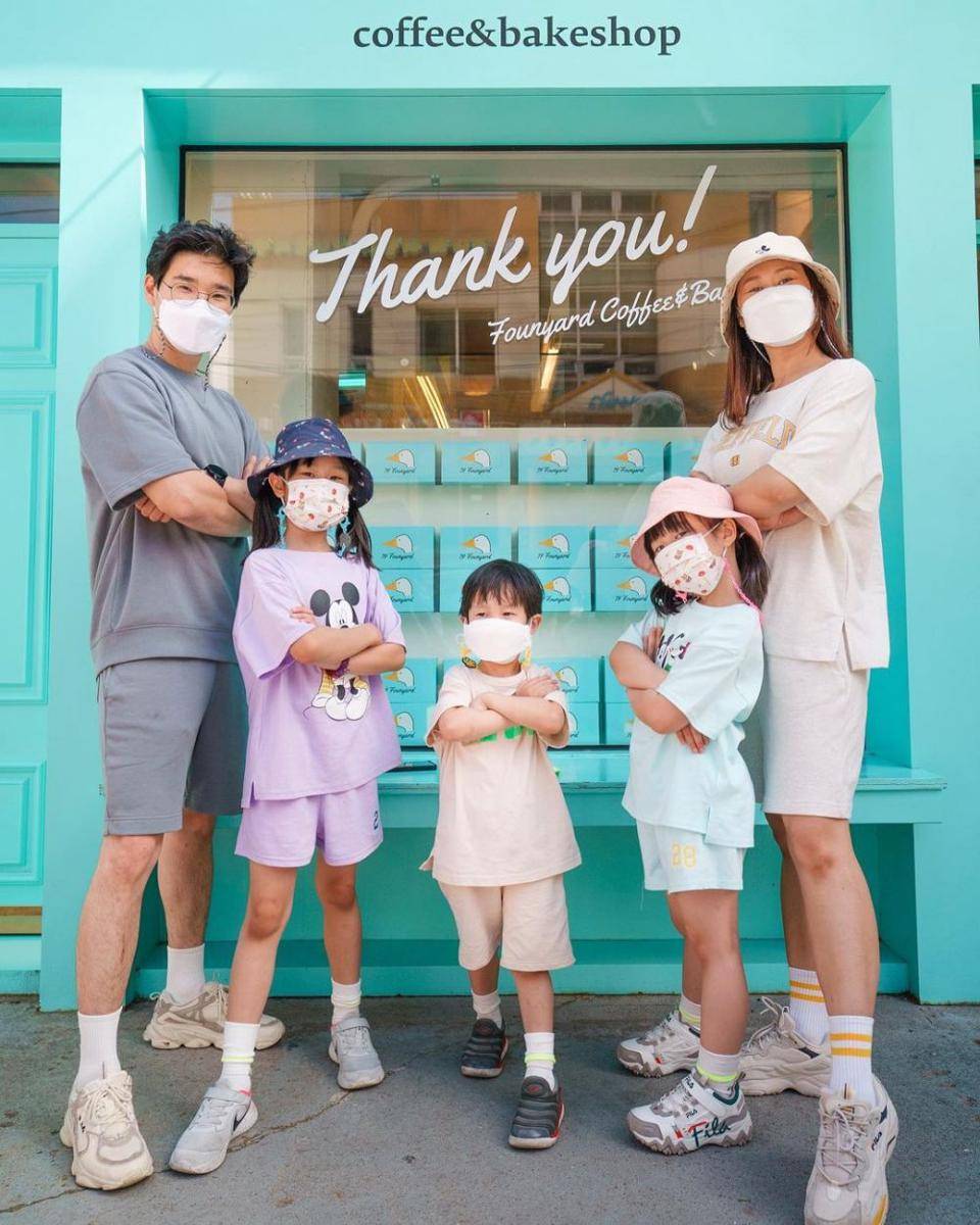 Kimbab Family (instagram.com/kimbabfamily.official)