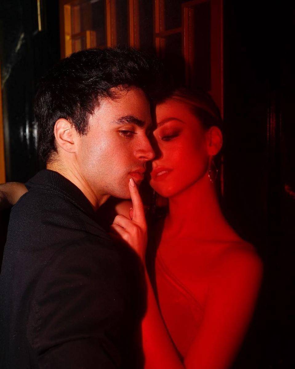 Ester Exposito dan Itzan Escamillia (instagram.com/elitenetflix)