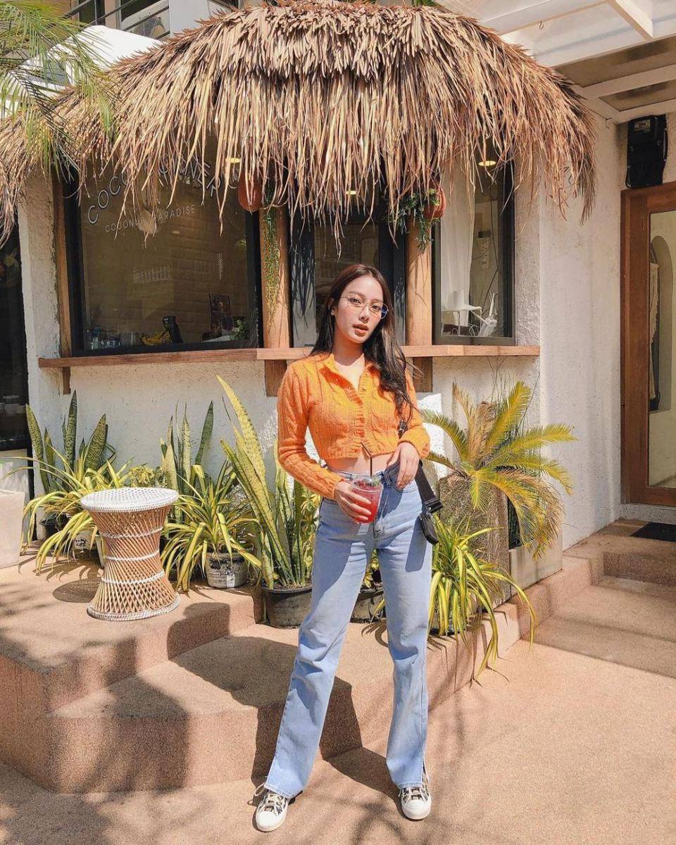 Mix and match ala Preaw Tussaneeya (Instagram.com/preawwnp)