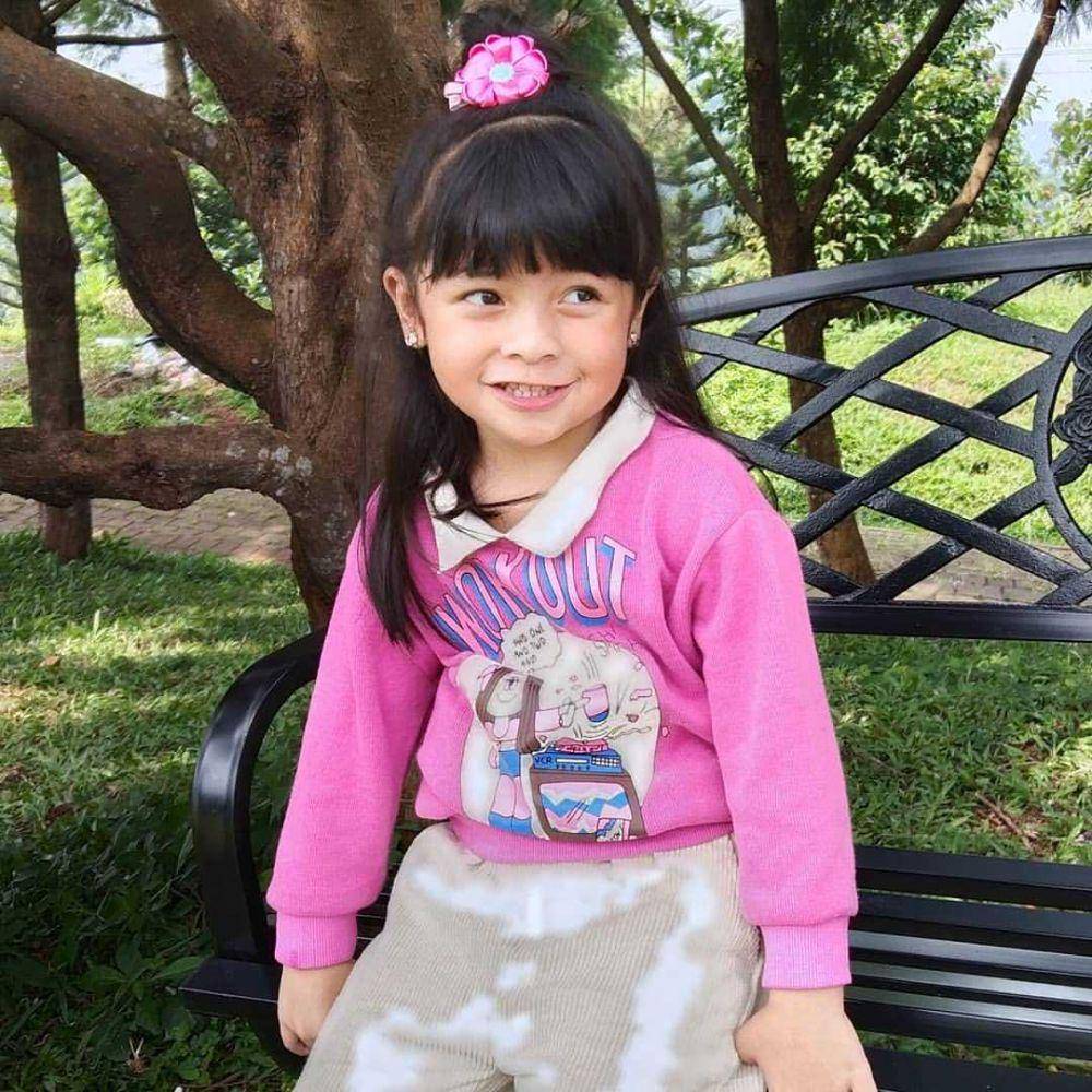 Fara Shakila (instagram.com/farashakila2015)