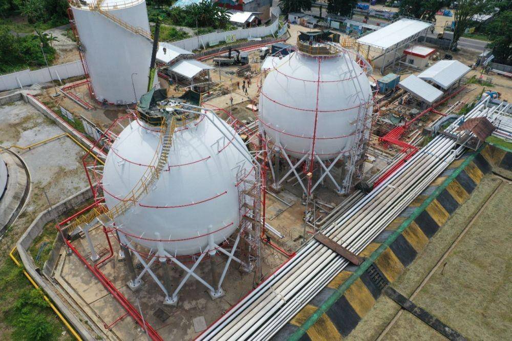 PT Pertamina (Persero) tengah menuntaskan pembangunan infrastruktur Terminal LPG di Wayame, Ambon Provinsi Maluku berkapasitas total 2.000 Metrik Ton (MT). (Dok. Pertamina)