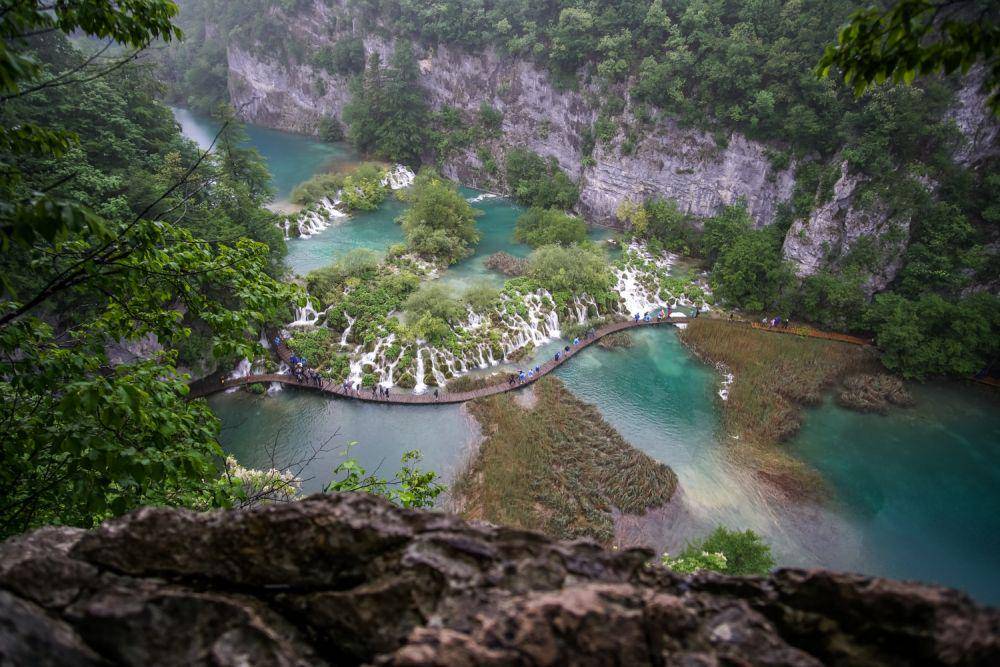 Danau Plitvice, Kroasia (unsplash.com/Robert V. Ruggiero)