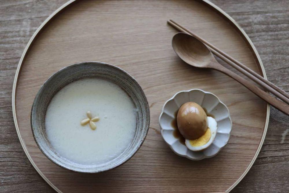 5 Trivia Jat-juk, Bubur Kacang Pinus ala Korea yang Bagus untuk Kulit
