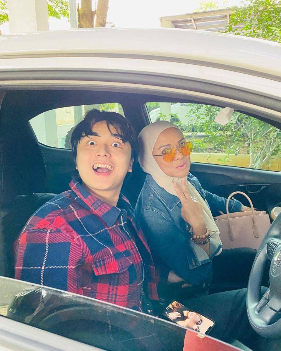 Betharia Sonata dan Leo Dozan (instagram.com/official.bethariasonata)