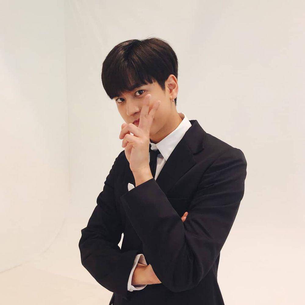 Chanwoo iKON (instagram.com/chan_w000)
