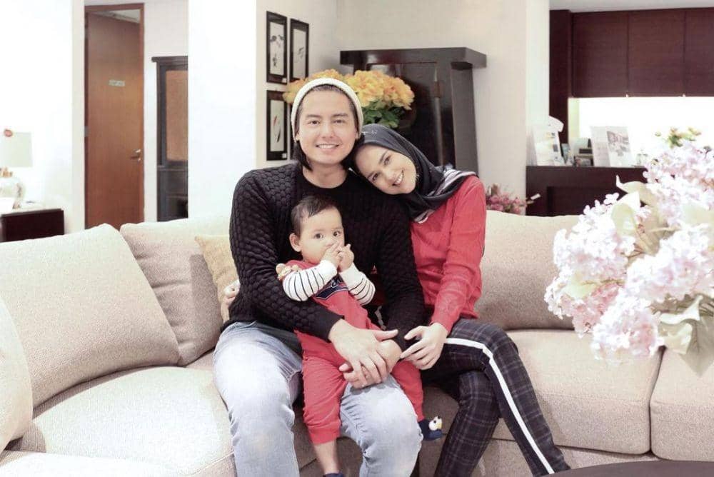 Cut Meyriska (instagram.com/cutratumeyriska)