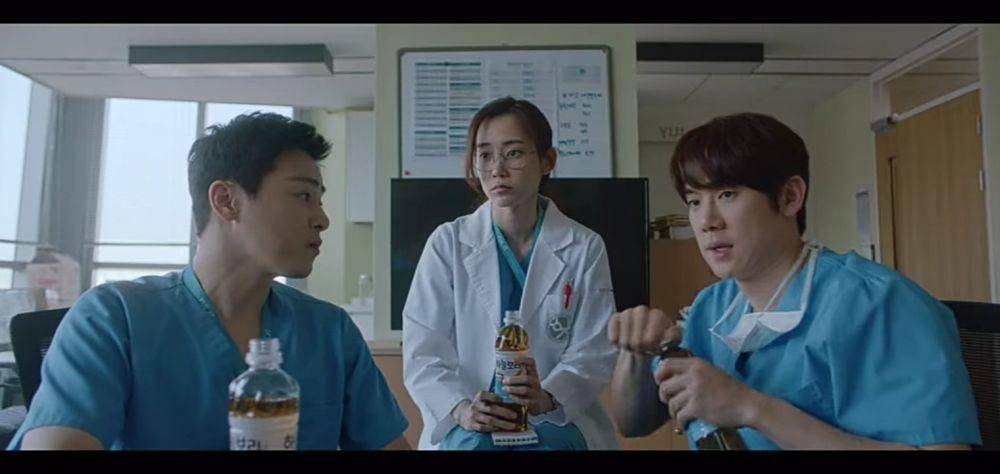 Ahn Jung Won dan Jang Gyeol Wool di KDrama Hospital Playlist (instagram.com/hospitalplaylist_official)