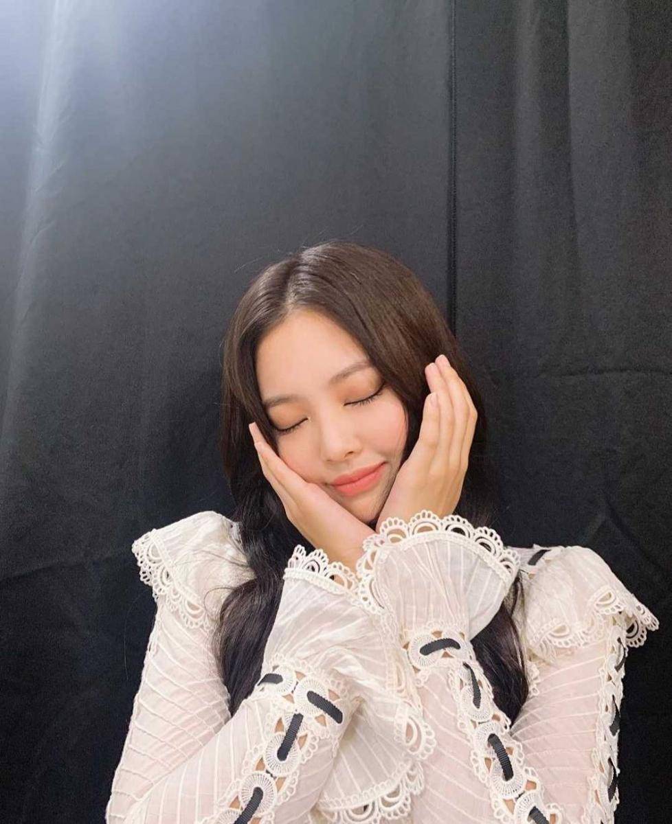 Jennie BLACKPINK (instagram.com/jennierubyjane)