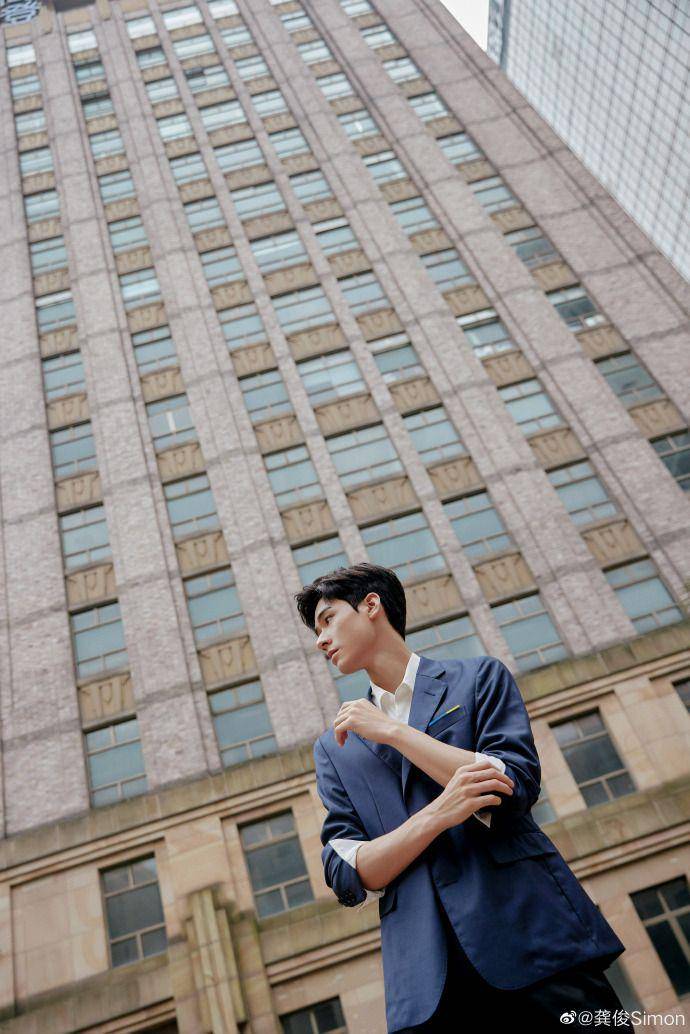 Gong Jun (weibo.com/龚俊Simon)