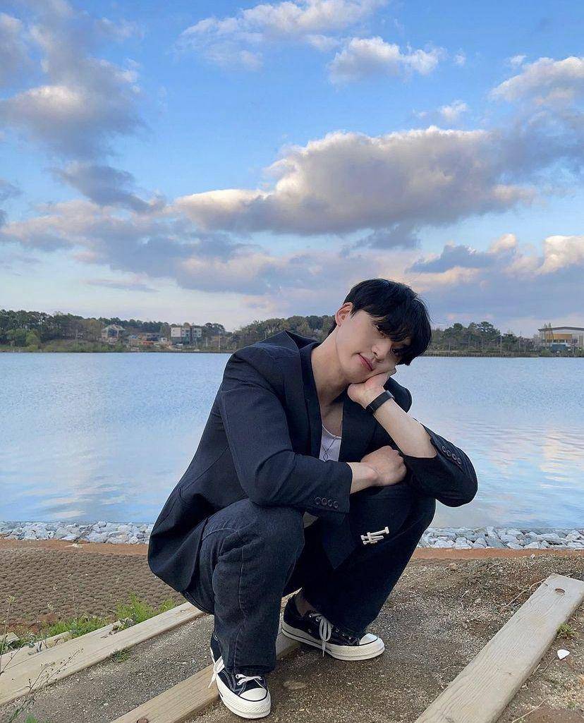 Kim Kang Min (instagram.com/kangmeen/)