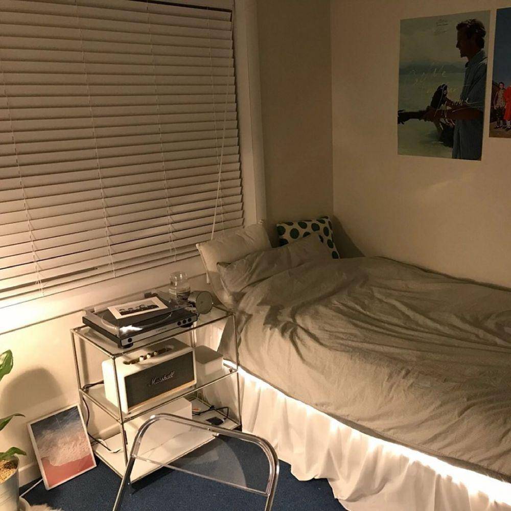 Kamar warna mute (instagram.com/todayhouse)