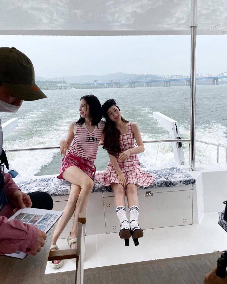 Irene Kim dan Jessica Jung (instagram.com/ireneisgood)