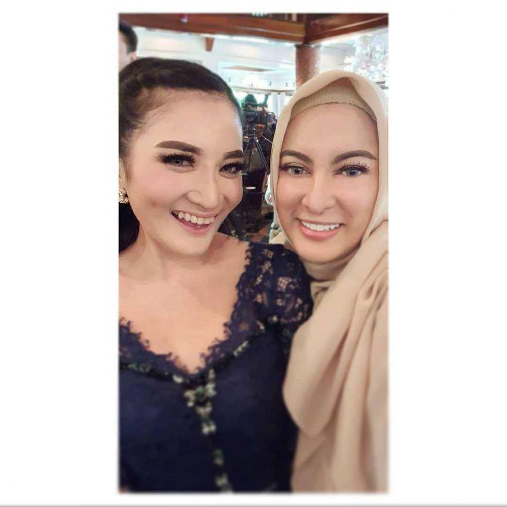 Jane Shalimar dan sahabat artisnya (instagram.com/janeshalimar_1)