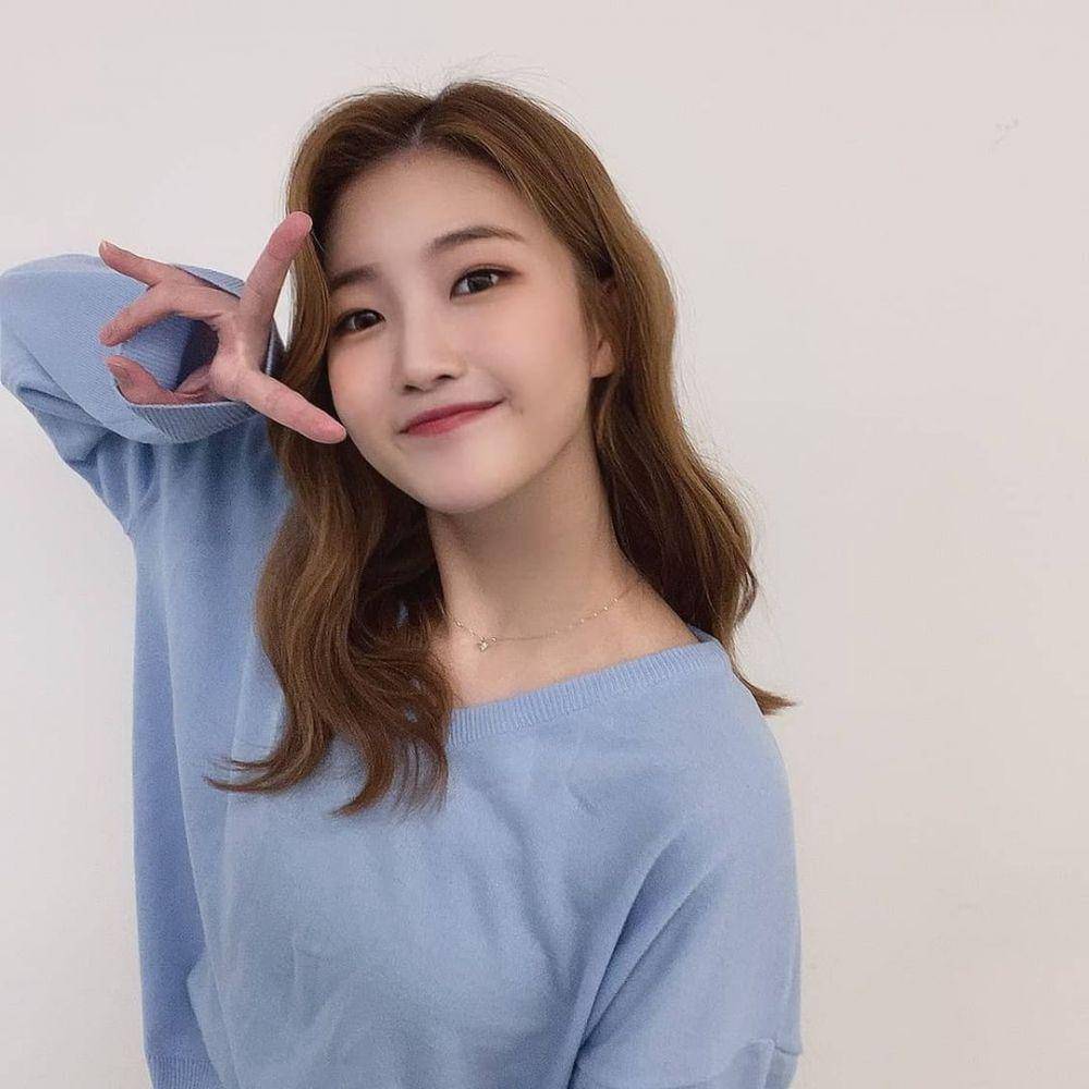 Minseo SATURDAY (instagram.com/official_saturday)