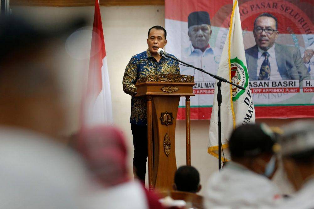 Wakil Wali Kota Medan, H. Aulia Rachman saat hadir dalam pelantikan DPD Aliansi Pedagang Pasar Seluruh Indonesia Kota Medan (IDN Times/Dok. Fer)