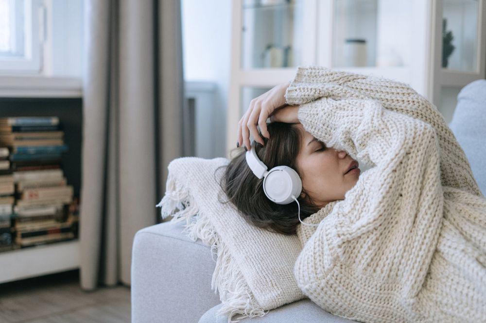 Bikin Sendu, Rekomendasi 9 Lagu Jepang Tema Patah Hati