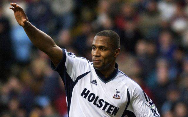 Les Ferdinand jarang dipanggil timnas meski tajam di Premier League. (caughtoffside.com)