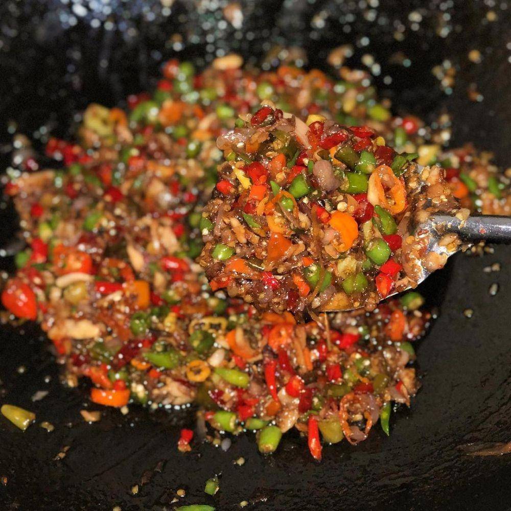 Sambal embe (instagram.com/pawonniang_bali)