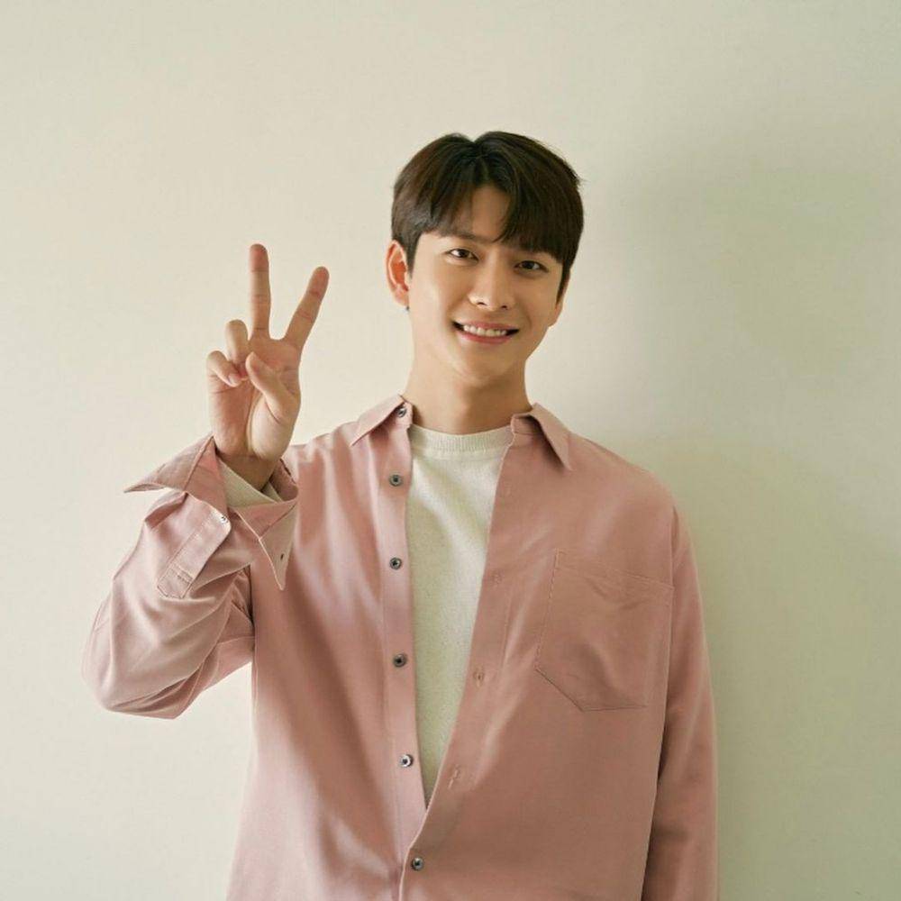 Kang Tae Oh (instagram.com/manofcreation_official)