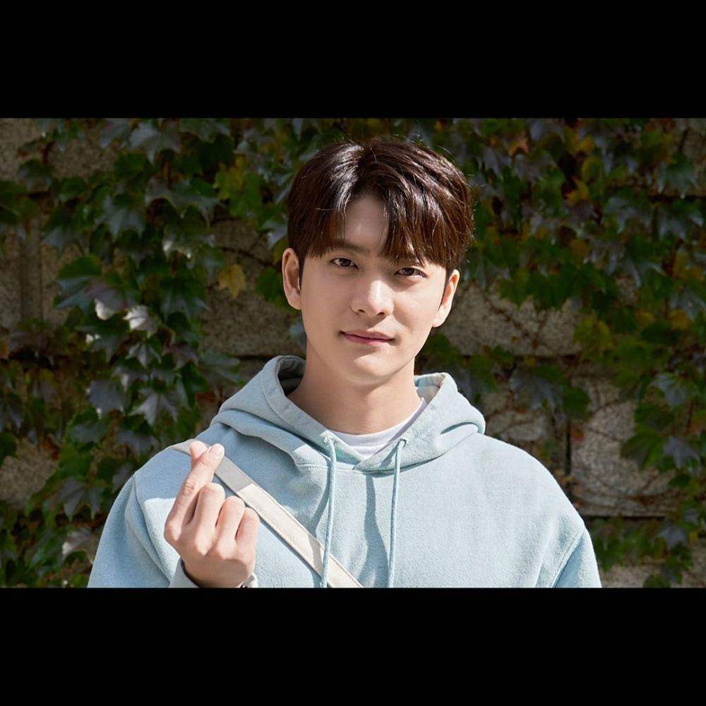 Kang Tae Oh (instagram.com/manofcreation_official)