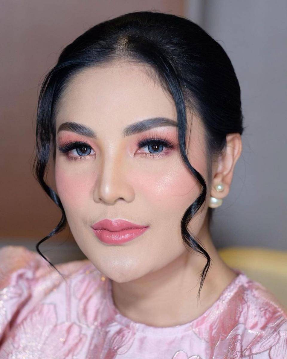 Nindy Ayunda (instagram.com/nindyayunda/)