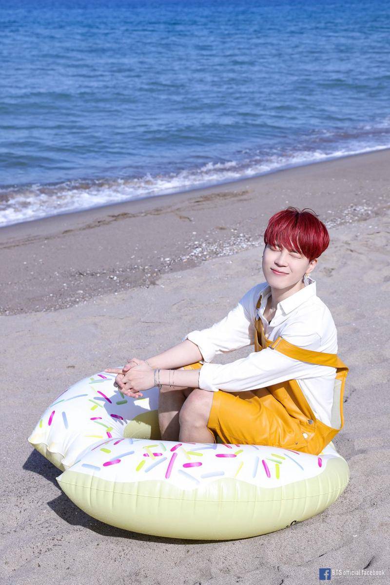 Jimin BTS (facebook.com/bangtan.official)
