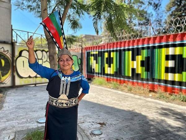 Seorang wanita pribumi asli Mapuche, Elisa Loncon, ditunjuk untuk merumuskan kembali konstitusi baru Cile pada hari Minggu, 4 Juli 2021, waktu setempat. (Instagram.com/elisa.loncon)
