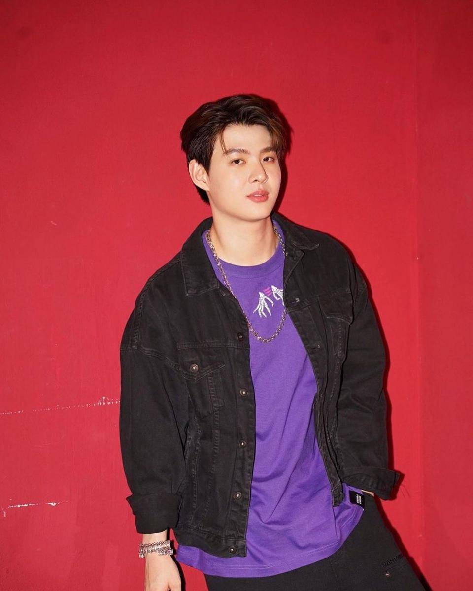 Saint Suppapong (instagram.com/saintsup)