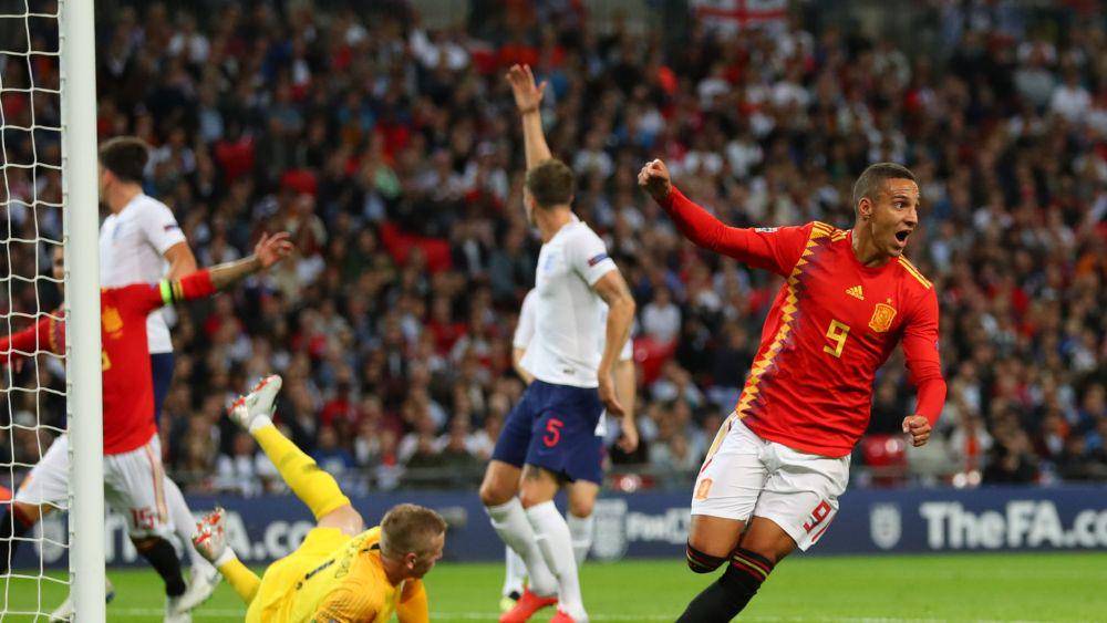 potret di sebuah pertandingan Spanyol melawan Inggris(skysports.com)