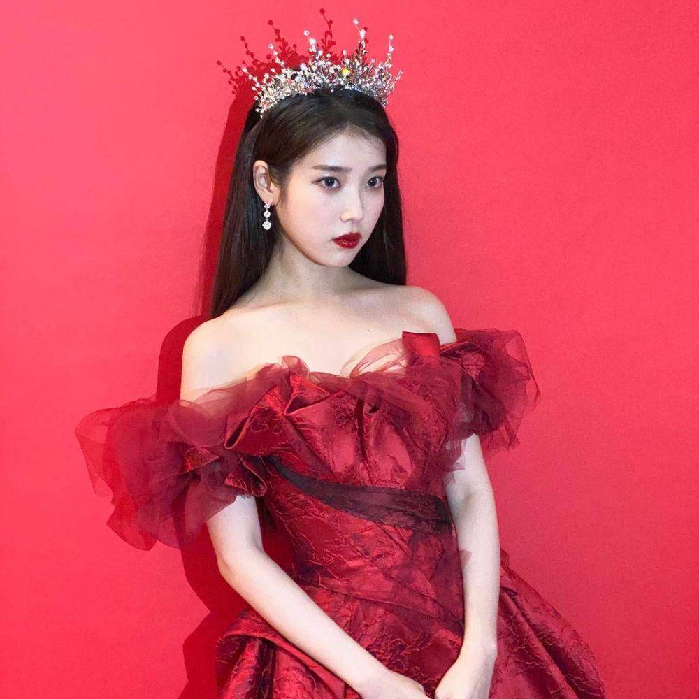IU (instagram.com/dlwlrma)