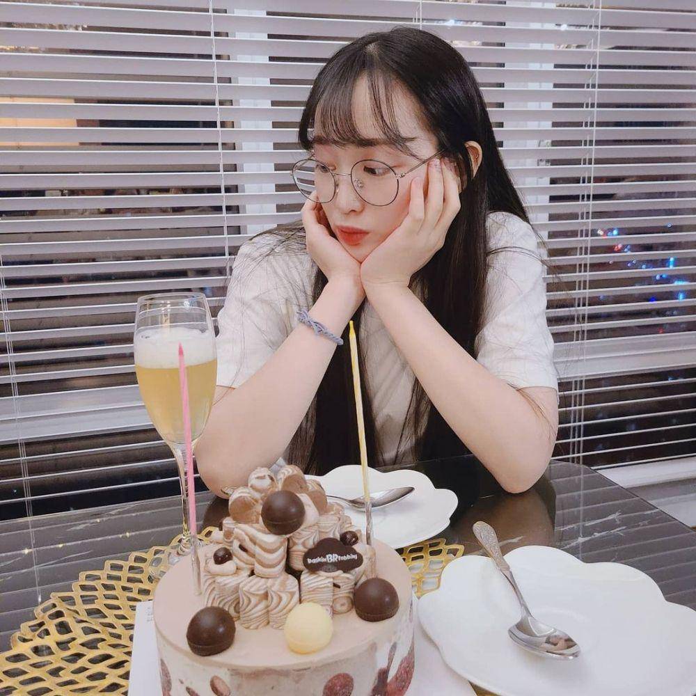 Chu Ye Jin (instagram.com/chuuu.3.yejin)