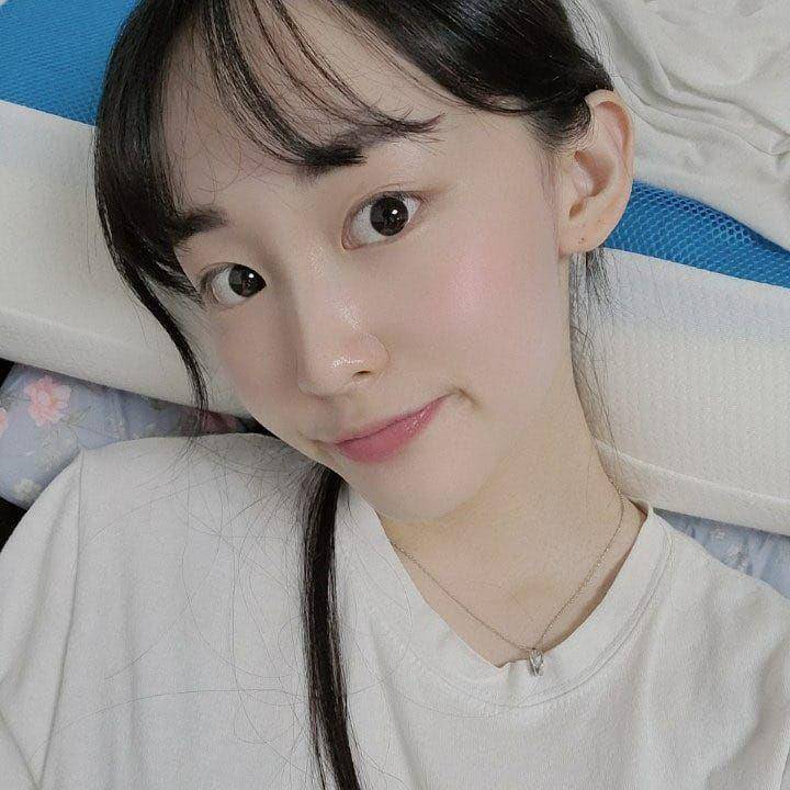 Chu Ye Jin (instagram.com/chuuu.3.yejin)