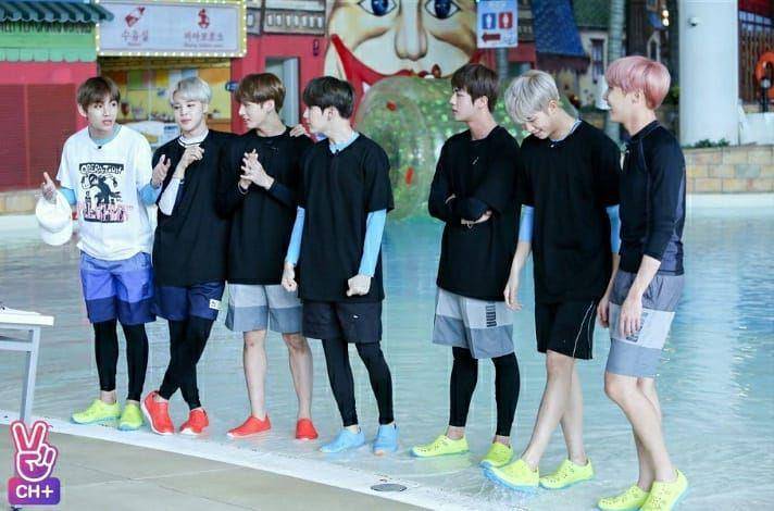 BTS (instagram.com/runbts_behind)